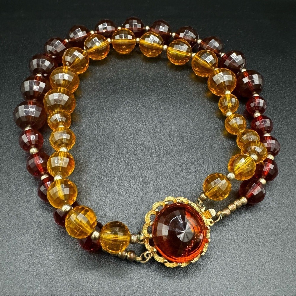 Vintage 1970s Lucite Amber Brown and Citrine Colored Faced Choker Necklace